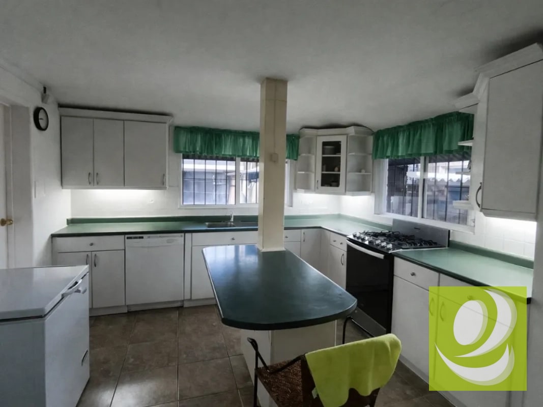 Casa en Venta en Acatán zona 16 cdad - 8
