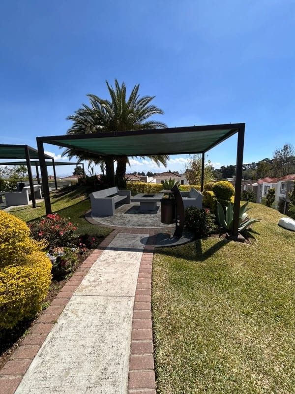 CASA EN ALQUILER, CONDOMINIO ALAMEDAS DE SANTO DOMINGO, KM. 30.5 CAES — Casa en Alquiler en Alamedas de Santo Domingo, Carretera a El Salvador, Guatemala, Ciudad — foto 5 de 17