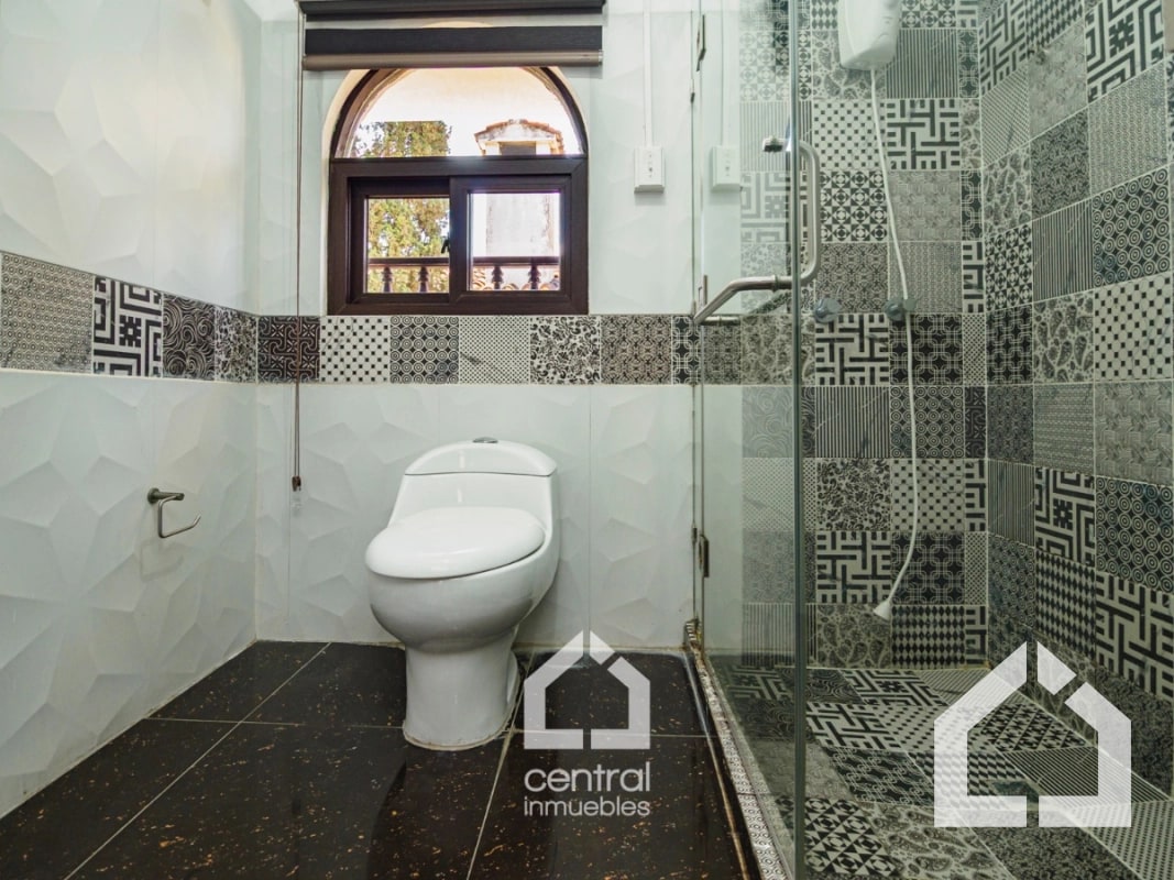 Casa en renta en condominio El Pilar, 20 calle zona 10 - 3