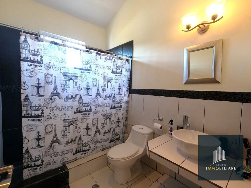 Casa en Venta Carretera a El Salvador, Condominio Bosques de Vila Verde - 3