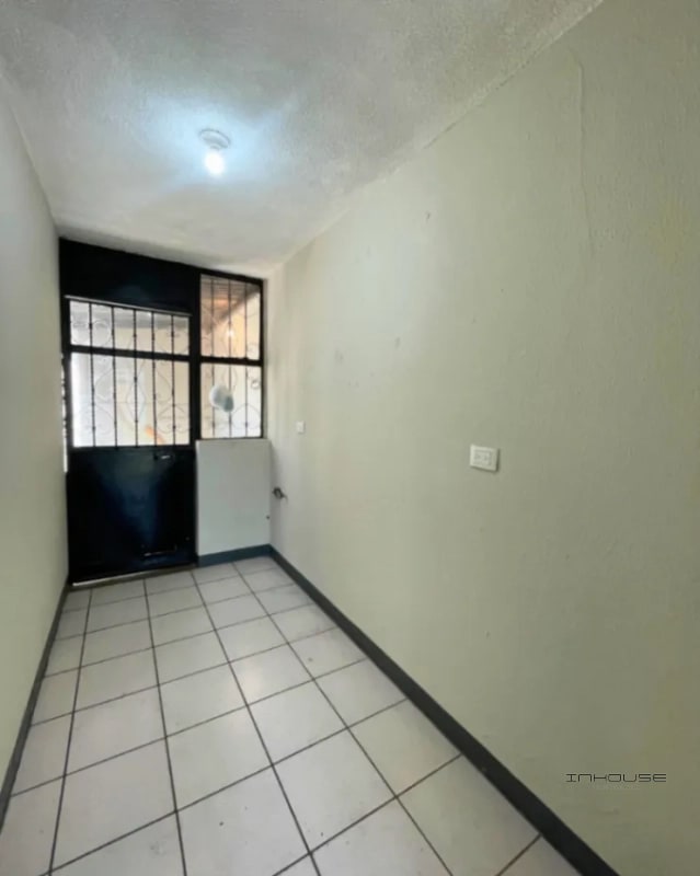 CASA EN VENTA EN VILLA NUEVA DE UN NIVEL NACIONES UNIDAS - 5