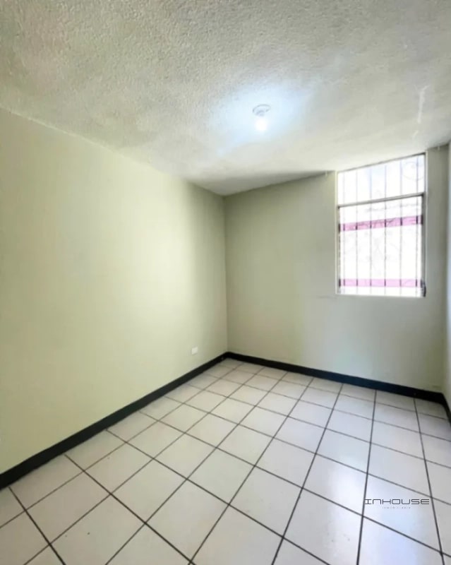 CASA EN VENTA EN VILLA NUEVA DE UN NIVEL NACIONES UNIDAS - 4