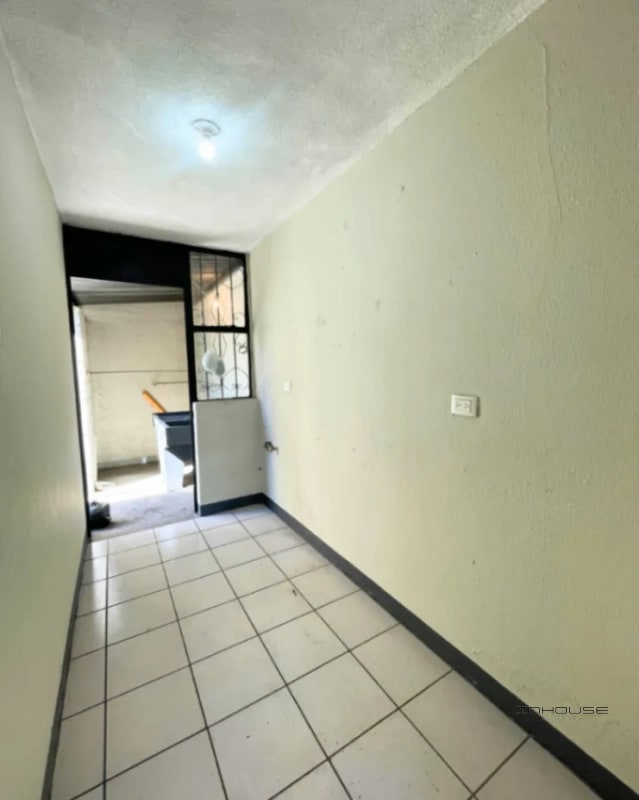 CASA EN VENTA EN VILLA NUEVA DE UN NIVEL NACIONES UNIDAS - 2