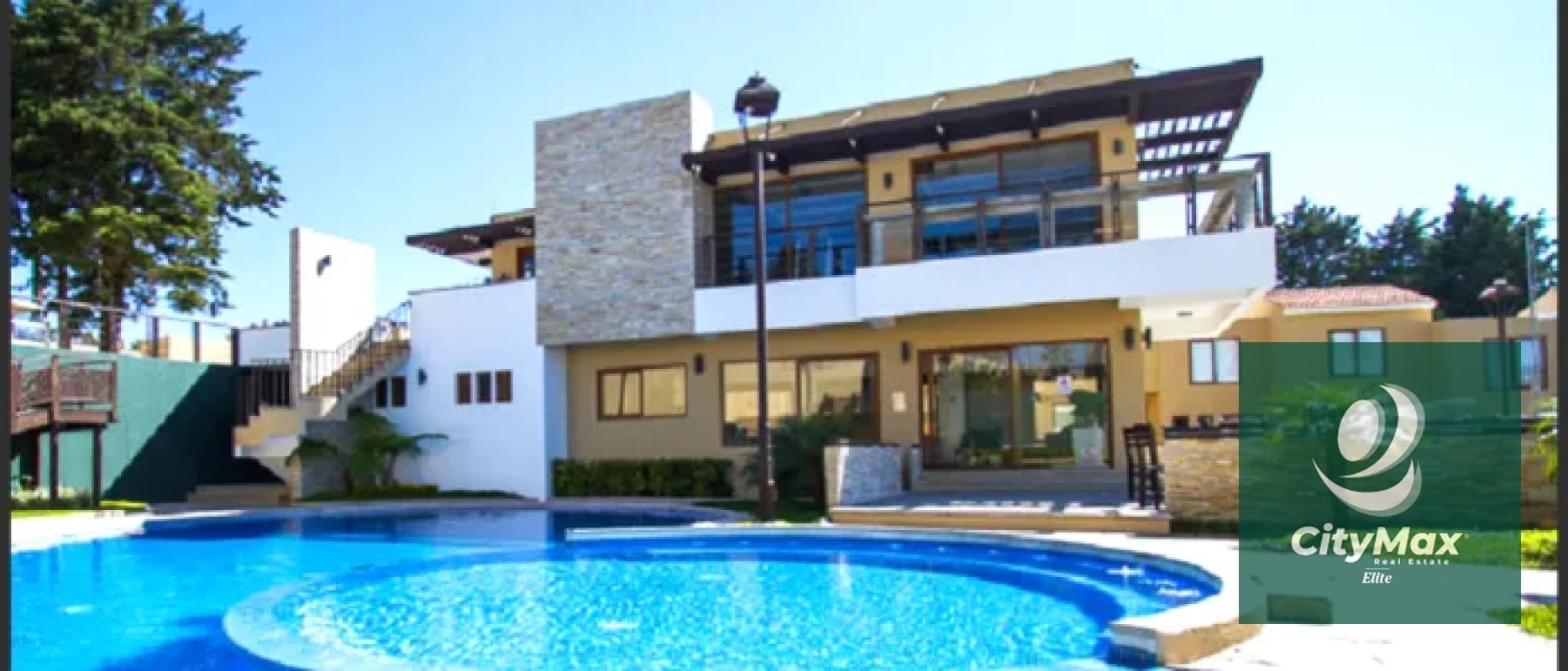 CASA EN VENTA - CUMBRES DE LA ARBOLEDA - 1