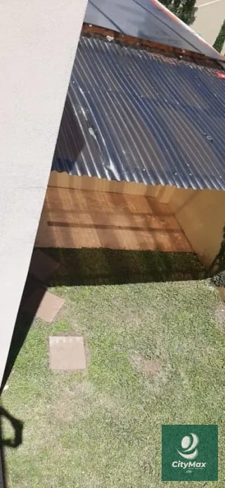 CASA EN VENTA - CUMBRES DE LA ARBOLEDA — Casa en Venta en Cumbres de La Arboleda, Carretera a El Salvador, Guatemala, Ciudad — miniatura 2 de 8