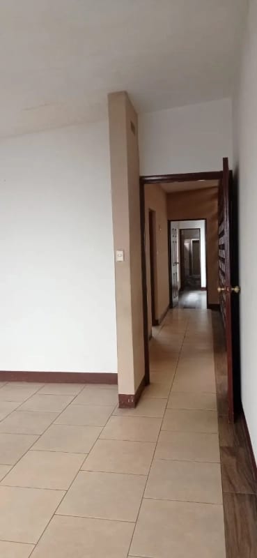 CASA EN VENTA, ZONA 2, EL ZAPOTE — Casa en Venta en Zona 2, Guatemala, Ciudad — foto 3 de 12