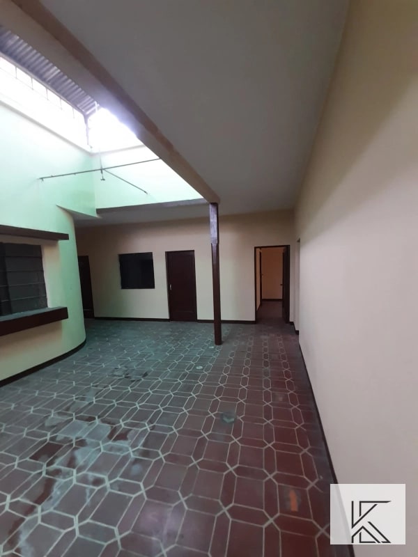 Casa en venta sobre la bolivar en zona 8 - 16