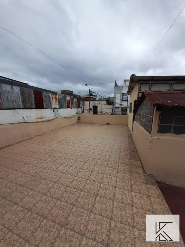 Casa en venta sobre la bolivar en zona 8 - 5