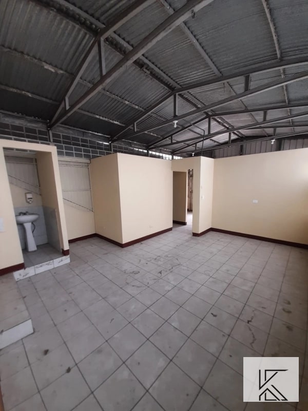 Casa en venta sobre la bolivar en zona 8 - 2