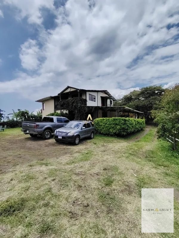 Casa amueblada en renta I Tipo Cabaña I San Lorenzo El Cubo, Ciudad Vieja — Casa en Alquiler en Ciudad Vieja, Sacatepéquez — foto 1 de 8