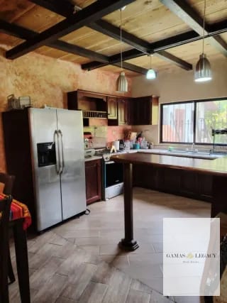 Casa amueblada en renta I Tipo Cabaña I San Lorenzo El Cubo, Ciudad Vieja — Casa en Alquiler en Ciudad Vieja, Sacatepéquez — miniatura 4 de 8