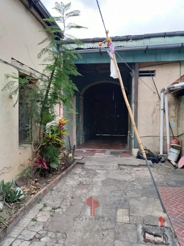 Casa en Venta para remodelar o remozar zona 1 / Centro Histórico - 6