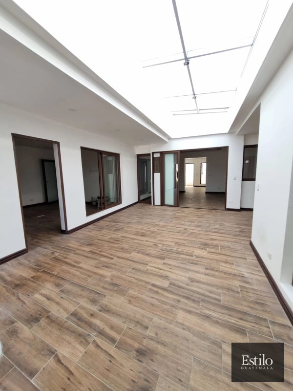 HERMOSA CASA PARA OFICINA O CLINICA - 7