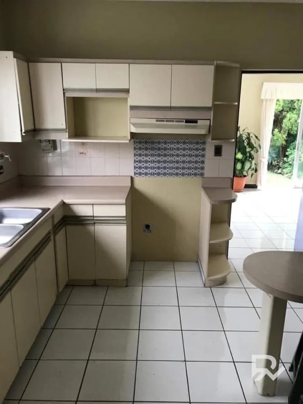 ·En Exclusiva· Casa en venta en Santa Amelia 2, zona 16 - 12