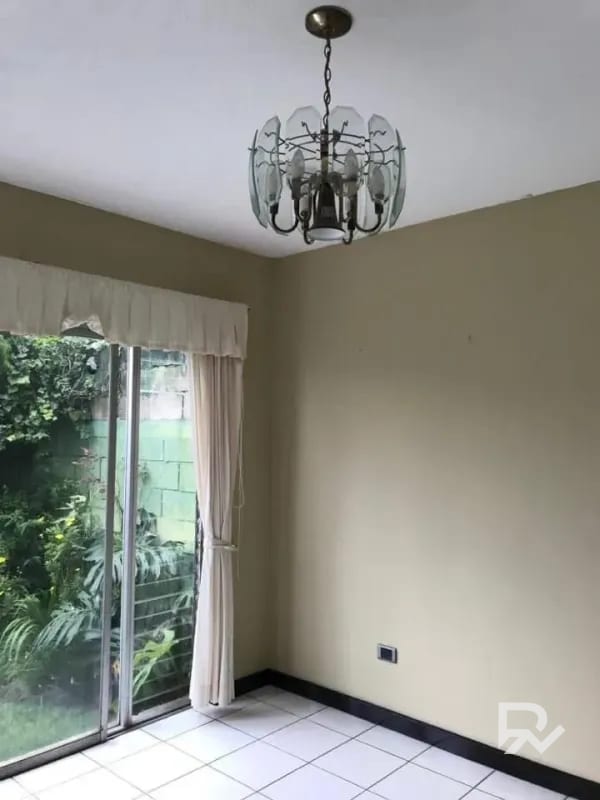 ·En Exclusiva· Casa en venta en Santa Amelia 2, zona 16 — Casa en Venta en Zona 16, Guatemala, Ciudad — foto 2 de 13