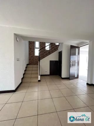 CASA EN VENTA, CAES KM 25.1 — Casa en Venta en Carretera a El Salvador, Guatemala, Ciudad — miniatura 8 de 12