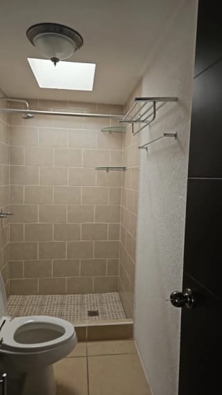 Casa en Venta, CAES KM 25.1 — Casa en Venta en Carretera a El Salvador, Guatemala, Ciudad — miniatura 4 de 12