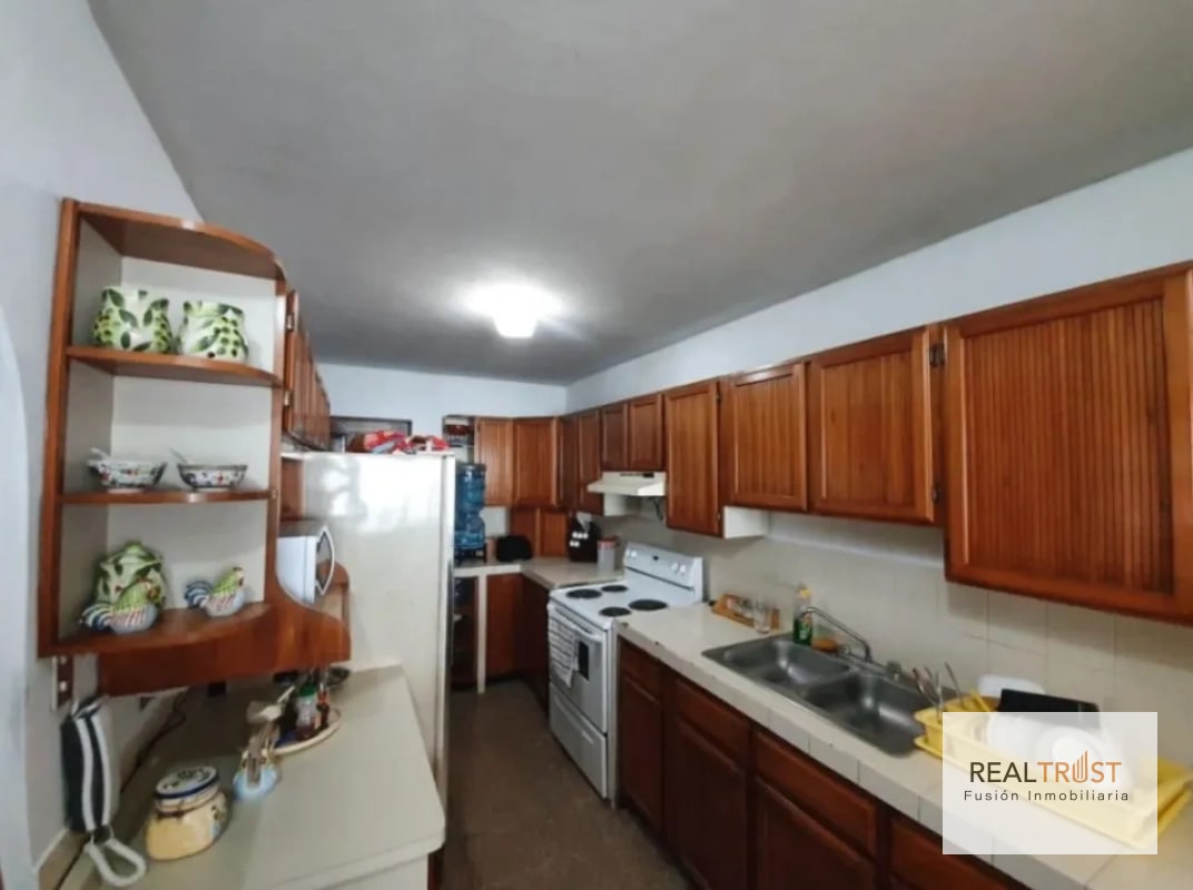 EN VENTA CASA FUERA DE GARITA ZONA 14 LA VILLA - 3 HABITACIONES - 6