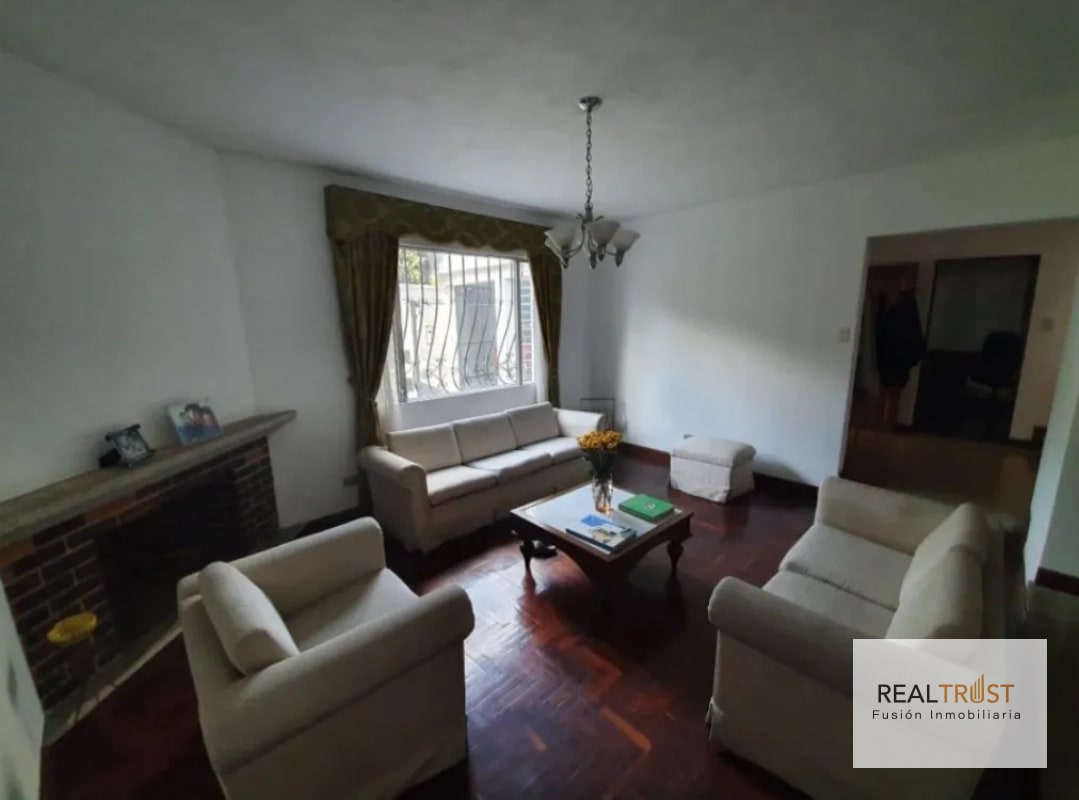 EN RENTA CASA FUERA DE GARITA ZONA 14 LA VILLA - 3 HABITACIONES - 4