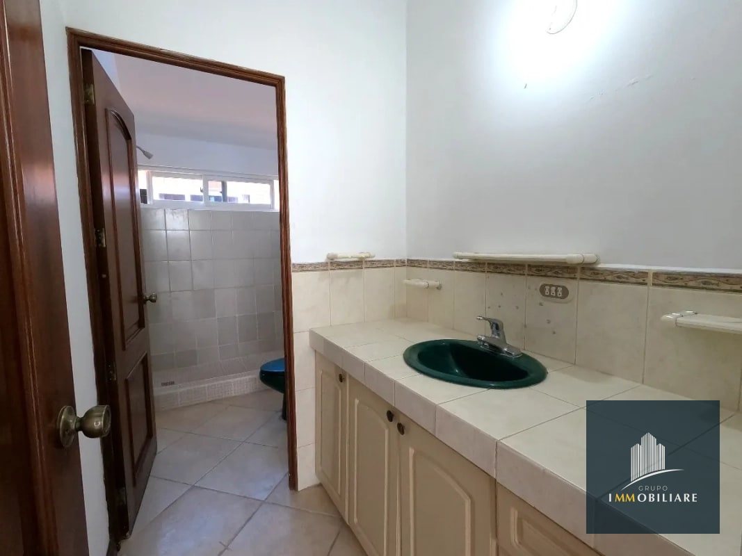 Casa en venta en Residenciales San Antonio km 16.5 Carretera a el Salvador - 6