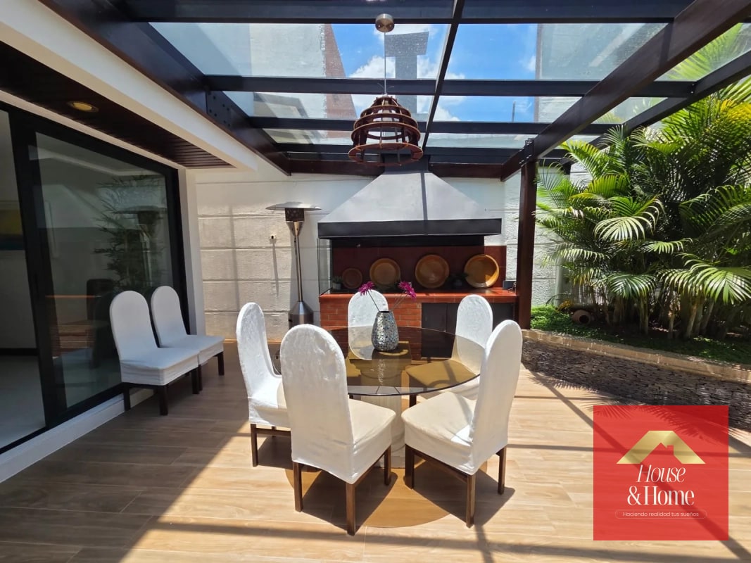 Casa en venta zona 15 con piscina - 12