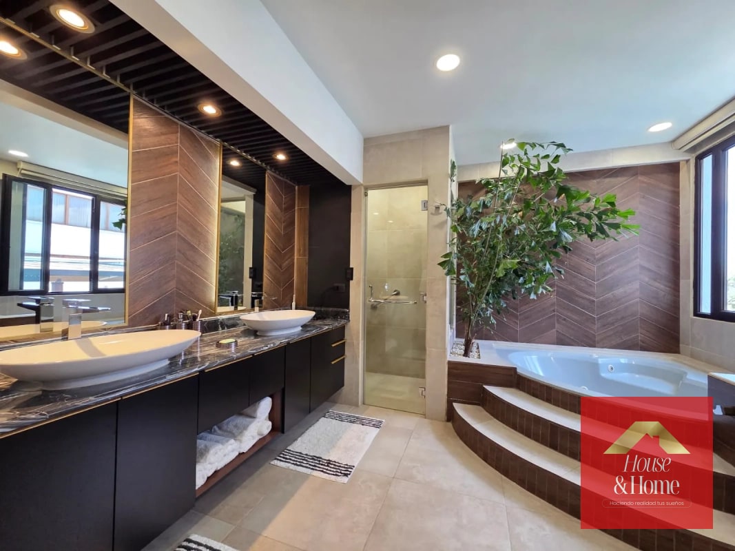 Casa en venta zona 15  con piscina - 7