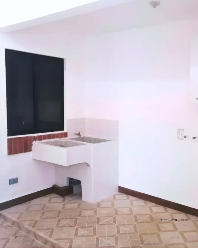 CASA EN RENTA ZONA 16 HACIENDA REAL - 5