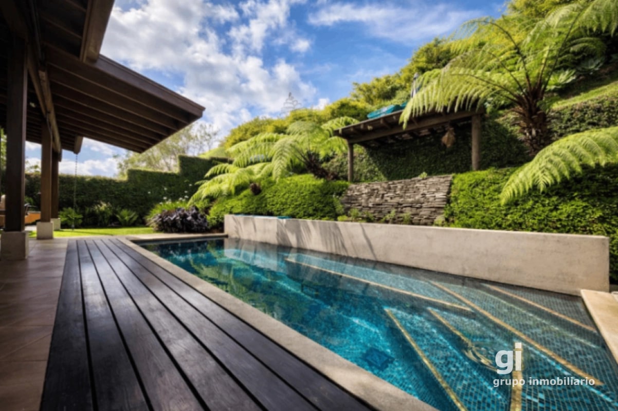 Casa con piscina en venta en Fraijanes - 13