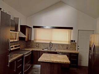 🏡✨ ¡OPORTUNIDAD ÚNICA - CASA EN KANAJUYU! ✨🏡  — Casa en Venta en Kanajuyú, Zona 16, Guatemala, Ciudad — miniatura 6 de 9
