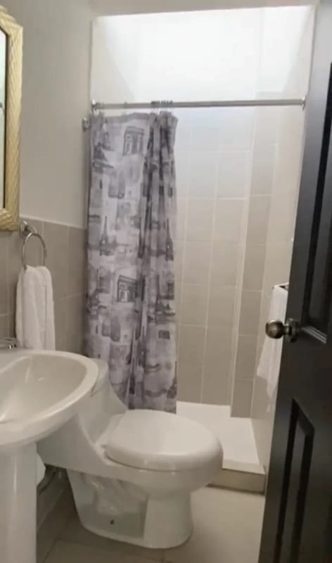 Casa en Venta en CAES — Casa en Venta en Carretera a El Salvador, Guatemala, Ciudad — foto 3 de 8