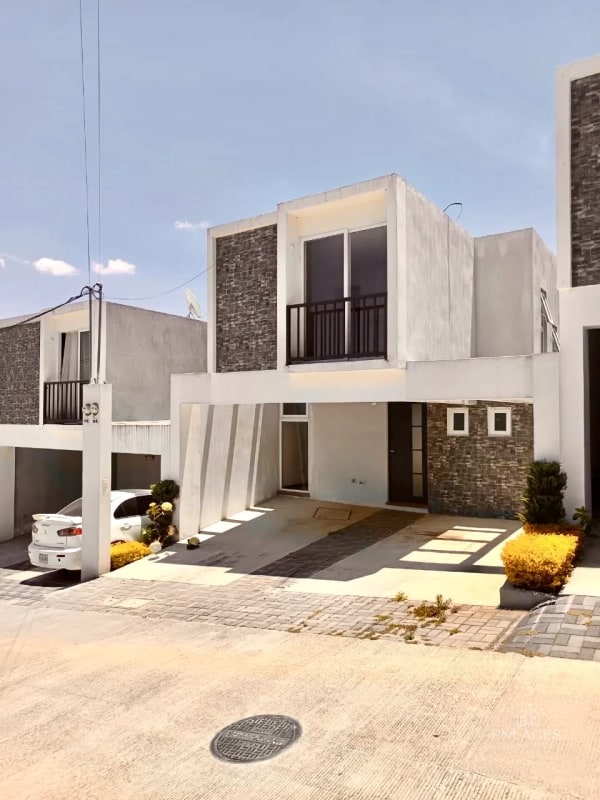 Km 25 CAES • Casa en Renta • Condominio Altos de Village - 17
