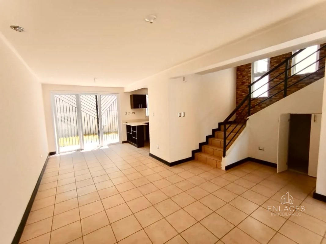 Km 25 CAES • Casa en Renta • Condominio Altos de Village - 3