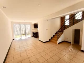 Km 25 CAES • Casa en Renta • Condominio Altos de Village — Casa en Alquiler en km 21-25, Carretera a El Salvador, Guatemala, Ciudad — miniatura 3 de 17