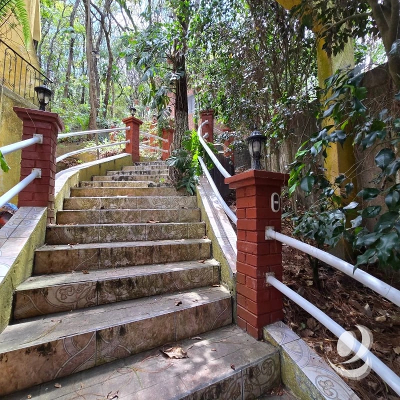 Casa Amueblada y 4 Bungalows (rentados) en Venta El Encinal Tronco 2 Zona 7 de Mixco - 5