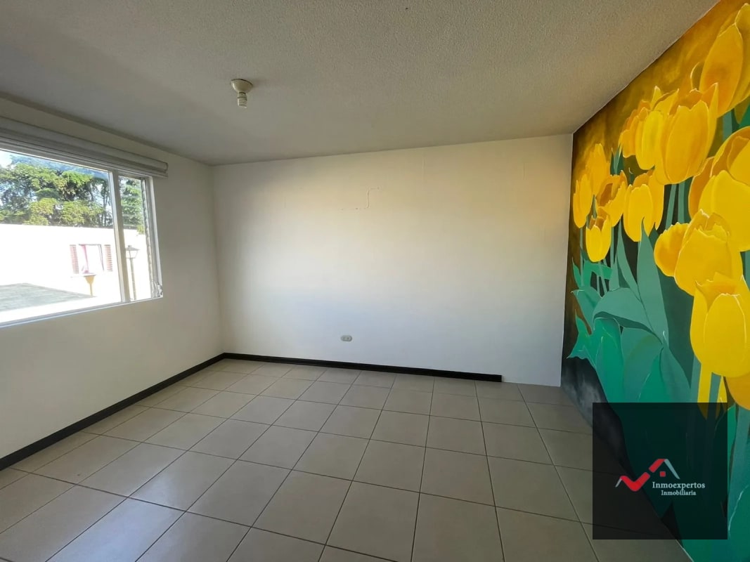 CASA EN VENTA EN CONDOMINIO SAN MARINO, ZONA 8 DE MIXCO - 2