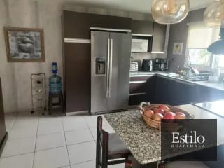 Casa En Venta Cumbres De La Arboleda — Casa en Venta en Cumbres de La Arboleda, Carretera a El Salvador, Guatemala, Ciudad — miniatura 2 de 12