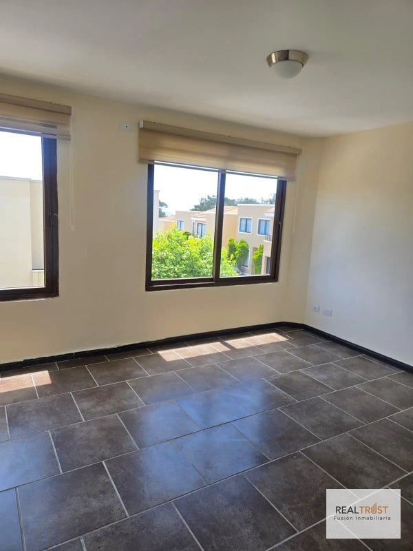 Titulo: Cumbres de la Arboleda en venta 4 habitaciones - 10