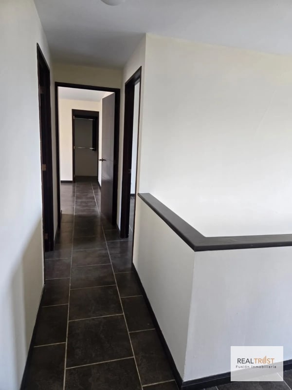 Titulo: Cumbres de la Arboleda en venta 4 habitaciones - 8