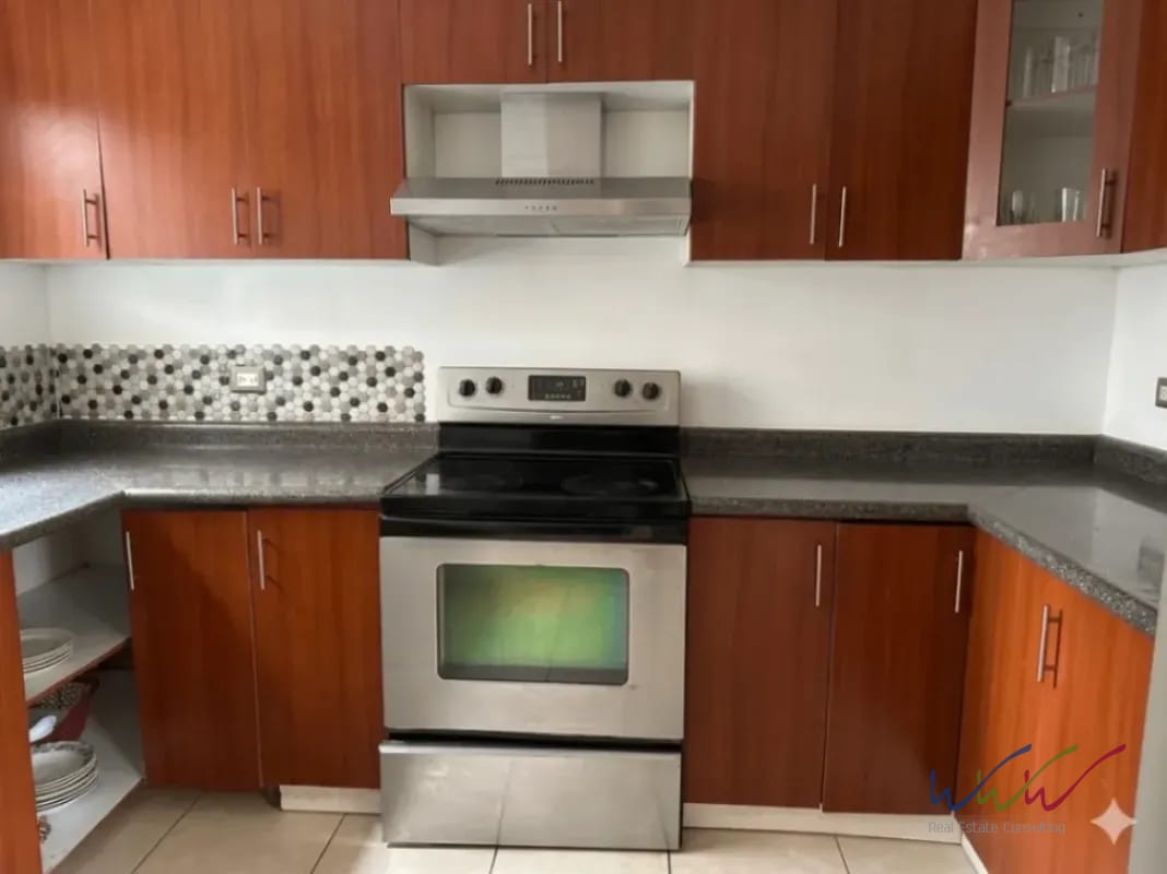 Casa en venta/renta en residenciales San Antonio, Km. 16.5 CAES — Casa en Venta en San Antonio, Carretera a El Salvador, Guatemala, Ciudad — foto 4 de 6