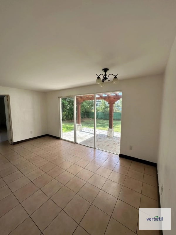 Linda Casa en Alquiler De UNA NIVEL Casa y Campo - 5
