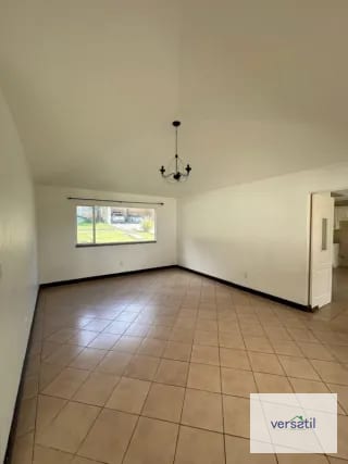 Linda Casa en Alquiler De UNA NIVEL Casa y Campo — Casa en Alquiler en Deco City, Carretera a El Salvador, Guatemala, Ciudad — miniatura 3 de 17