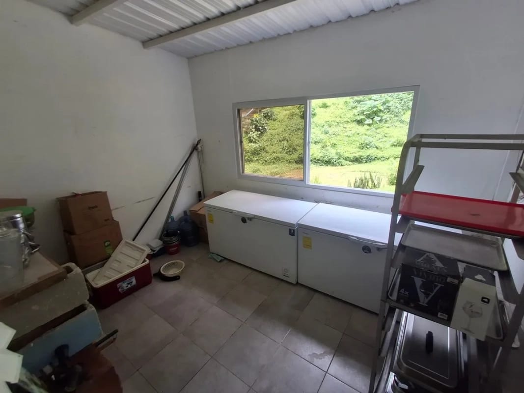 Restaurante en renta Santa Elena Barilla — Casa en Alquiler en Villa Canales, Guatemala, Ciudad — foto 9 de 11