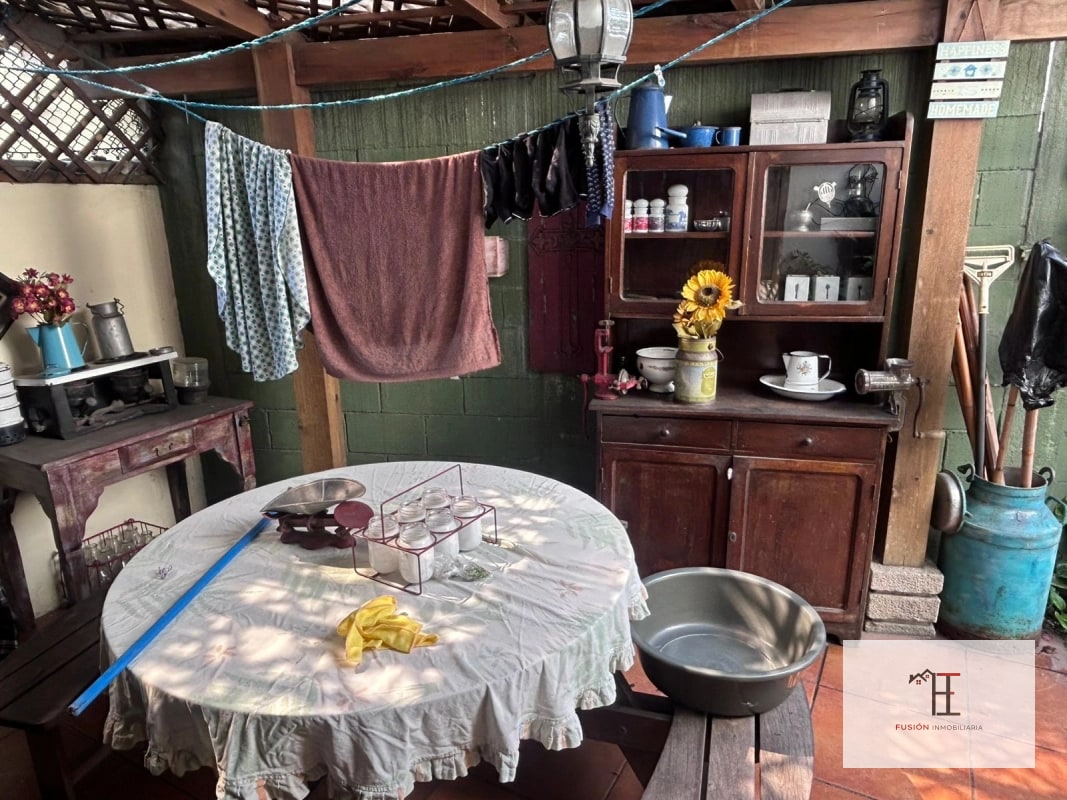 Vendo Casa en zona 11 atrás de la coca cola, dentro de garita - 7