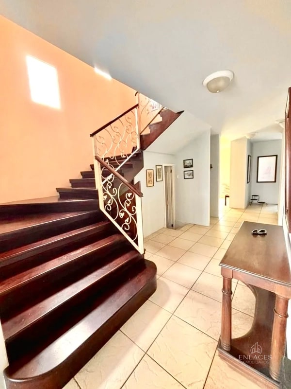 Zona 8 de Mixco • Casa en Venta • Condominio Orquídeas, San Cristóbal - 12