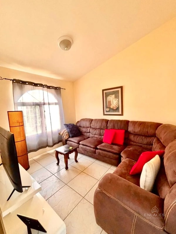 Zona 8 de Mixco • Casa en Venta • Condominio Orquídeas, San Cristóbal - 10