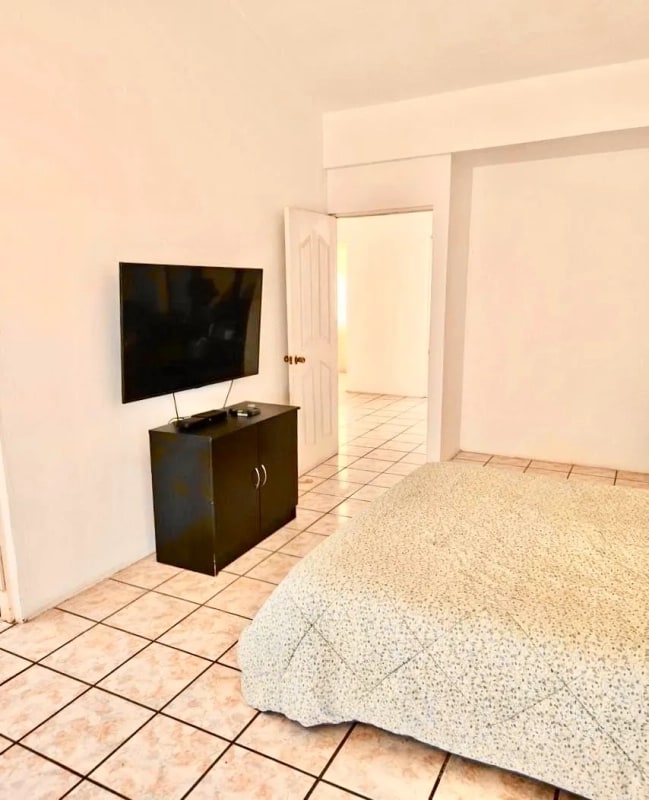 Zona 16 • Casa en Venta • Colonia Lourdes - 2