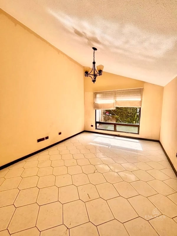 Km 18.5 CAES • Casa en Renta/Venta • Condominio San José el Tajín - 2