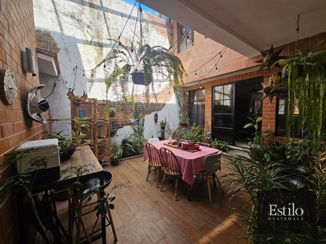 CASA EN VENTA COLINAS DE ARRAZOLA - 8