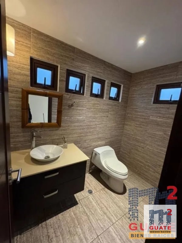 Casa en condominio en Renta, Santa Catarina Pinula - 13