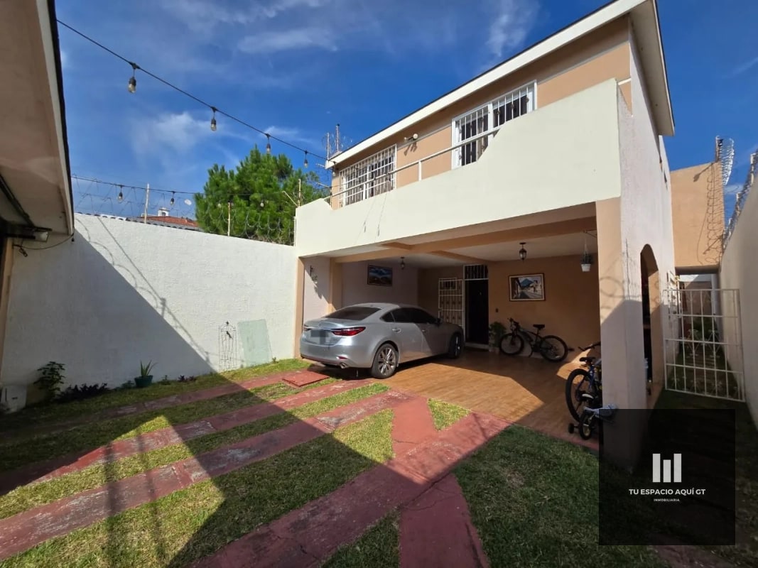 Lujosa Casa En Venta - Hacienda Real, Zona 16 - 15